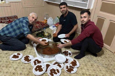 Bu köyde gelenekler halen yaşatılıyor 