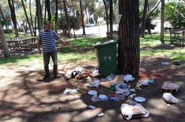 Bu park bir gecede bu hale geldi 