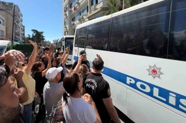 Buca Belediyesi yolsuzluk operasyonu: Memurun 13 yarış atı çıktı 