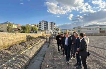 Bulanık’ta stadyum yenileniyor 