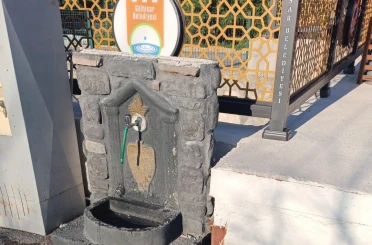 Burdur’da çeşmeye zarar veren gençlere idari yaptırım 