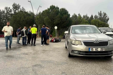 Burdur’da motosiklet ile otomobil çarpıştı: 1 yaralı 