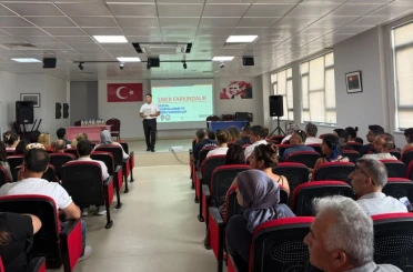 Burhaniye’de Okul Güvenliği Bilgilendirme Toplantısı yapıldı 