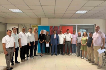 Burhaniye’de proje yürütücülerine törenle belge verildi 