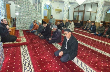 Burhaniye’de sabah namazı buluşması Börezli Camiinde yapıldı 
