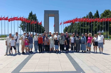 Burhaniyeliler Büyükşehir desteğiyle Çanakkale ziyareti yaptı 