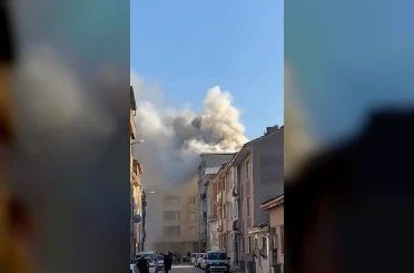 Bursa’da 5 katlı binanın çatısında yangın 