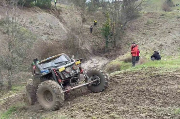 Bursa’da Off-Road yarışında takla attı...Nefes kesen anlar kamerada 