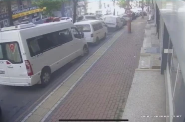 Bursa’da ortalık savaş alanına döndü: 6 araca çarptı takla atarak durabildi 
