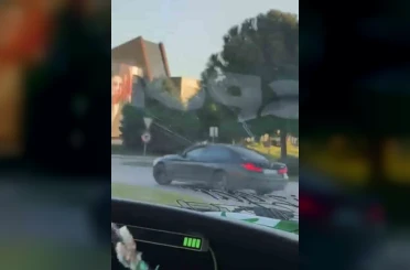 Bursa’da otomobil böyle drift attı 