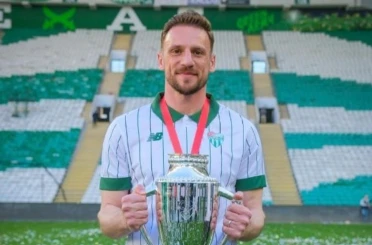 Bursaspor’da Anıl Atağ’ın sözleşmesi uzatıldı 
