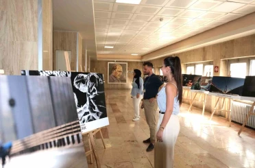 BUÜ’de fotoğraf sanatıyla kadın sağlığına vurgu 