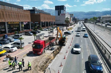 Büyükşehir Bursa’nın yeni yerleşimlerinde altyapıyı güçlendiriyor 