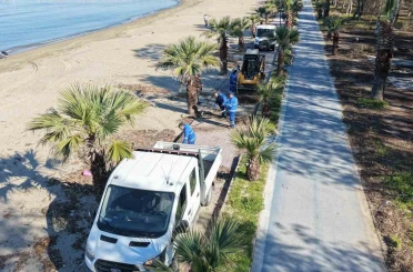 Büyükşehir ekipleri Sevgi Yolu’nu temizledi 