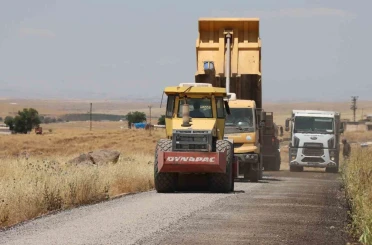 Büyükşehirden Siverek kırsalında asfalt atağı 