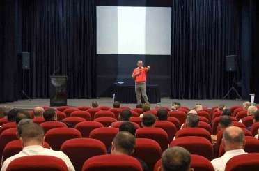 Büyükşehir’den sürücülere vatandaş memnuniyeti odaklı eğitim 