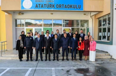 Çameli protokolü öğretmenleri yalnız bırakmadı 