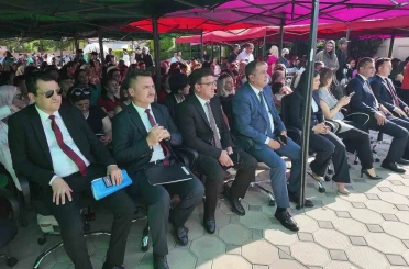 Çamelili öğrenciler kardeş okulun mezuniyet coşkusuna ortak oldu 