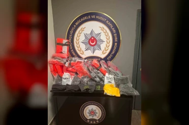 Çanakkale’de 30 kaçak göçmen yakalandı, 1 organizatör tutuklandı 