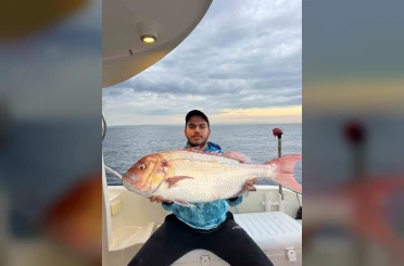 Çanakkale’de balıkçılar 12 kilogramlık mercan balığı yakaladı 