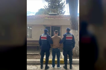 Çanakkale’de farklı suçlardan aranan 15 kişi tutuklandı 