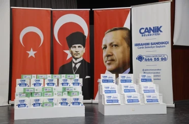 Canik Belediyesi’nden YKS ve LGS şampiyonlarına ödül 