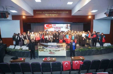 Canik’te gençler ödüllerine kavuştu