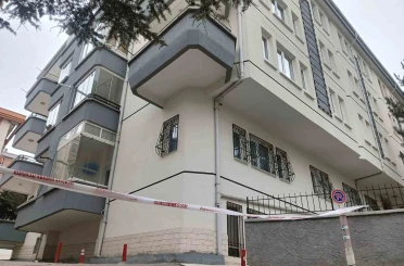 Çankaya’da çökme oluşan apartmanda yaşayanlar tedbir amaçlı tahliye edildi 
