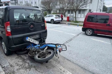 Çarpmamak için kaçtı, başka araca çarptıı 