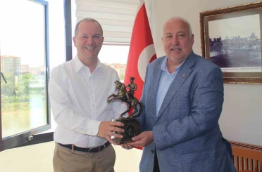 Çarşamba’da fındık hasadında yeni dönem: Modern tarım makinesi tanıtıldı 