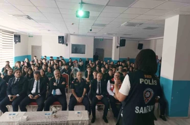 Çarşamba’da lise öğrencilerine bağımlılıkla mücadele semineri 