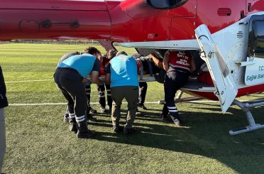 Çatalca’da yamaç paraşütü kayalıklara çarptı, 1’i çocuk 2 kişi yaralandı 