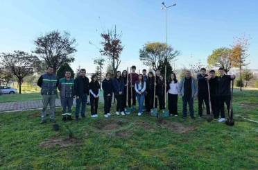 Çayırova’da öğrenciler doğayla buluştu 