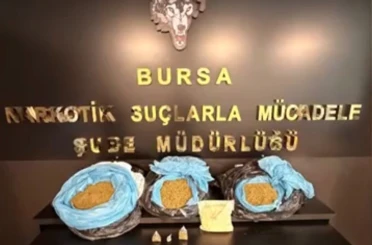 Çekicinin zulasından 16,7 kilogram uyuşturucu çıktı, 2 kişi tutuklandı 