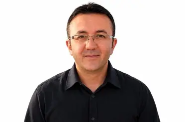 Ceviz toplarken yüksek gerilim akımına kapılan adam hayatını kaybetti
