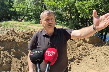 Çevreyi kirleten piknikçilere kızan muhtar yeniden hendek kazdırdı 
