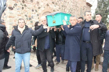 CHP Genel Başkanı Özel, Manisa’da cenaze namazına katıldı 