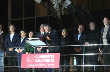 CHP Genel Başkanı Özel: "Mustafa Bozbey yargı önünde yargılansın, televizyondan canlı yayınlansın kararı millet versin Bursa versin" 