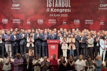 CHP İstanbul Olağanüstü İl Kongresi’nde Özgür Çelik il başkanı seçildi 