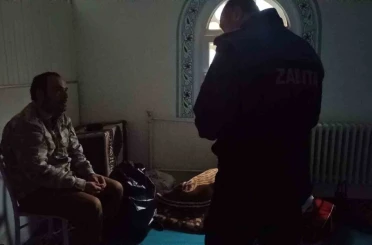 CHP’li belediye sahip çıkmadığı aileye yardım eli 