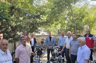 Çiftçilere hibe destekli tarım aletleri dağıtıldı
