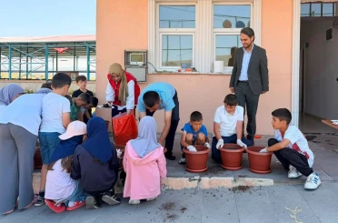 Çıldır’da "Yeşeren eller" projesi hayata geçirildi 