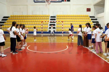 Çocuklar 15 branşta yeteneklerini geliştiriyor 