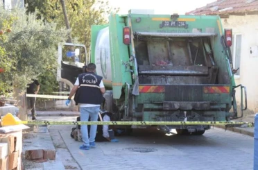 Çöpünü çıkaran yaşlı kadın cinayet gibi kazada hayatını kaybetti