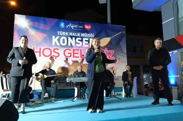 Çorum Belediyesi’nin mahalle şenliğinde vatandaşlar unutulmaz bir akşam yaşadı
