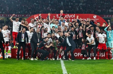 Çorum FK tarih yazdı! Süper Lig bileti Konya’da geldi