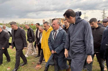 Çorum Valisi Ali Çalgan: "Hasar büyük ama sevincimiz o ki can kaybımız yok, çok şükür" 