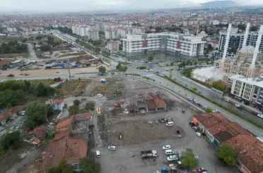 Çorum’da gençleri buluşturacak "Genç Park" Projesi çin yıkım çalışmaları sürüyor
