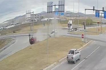 Çorum’da iki araç çarpıştı: 3 yaralı 