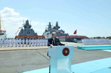Cumhurbaşkanı Erdoğan: "Askeri gemi inşa sanayimiz, 103 yıllık cumhuriyet tarihimizin en yoğun ve en verimli günlerini yaşıyor" 